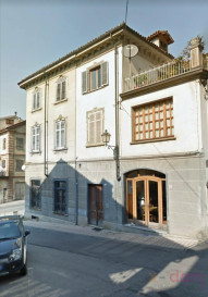 Building Residental Santo Stefano Belbo, Cuneo, Piemont, 12058, Włochy
