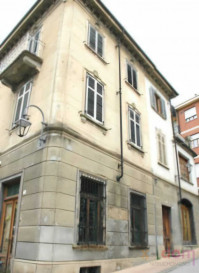 Building Residental Santo Stefano Belbo, Cuneo, Piemont, 12058, Włochy